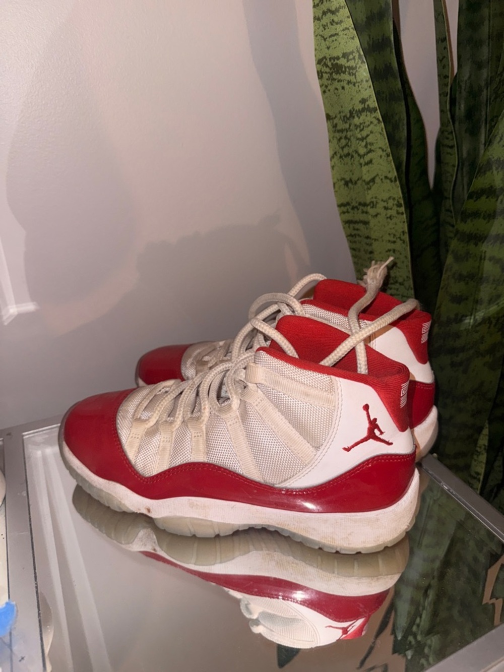 Jordan Kids Red and White Retro High-Top Sneakers - Picture 3 of 4